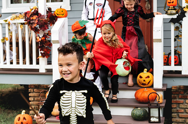 How to Keep Kids Safe on Halloween Night