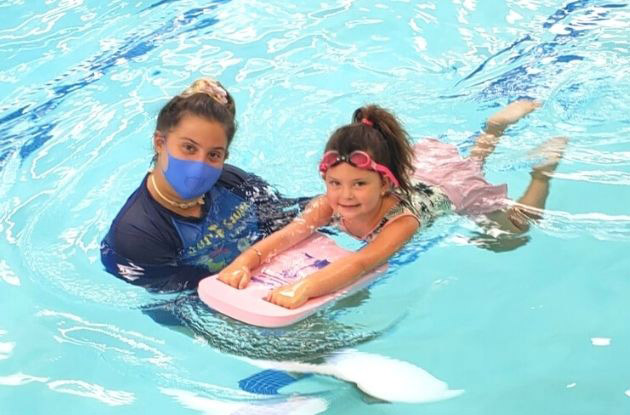 How to Choose Swimming Lessons for Kids and Babies