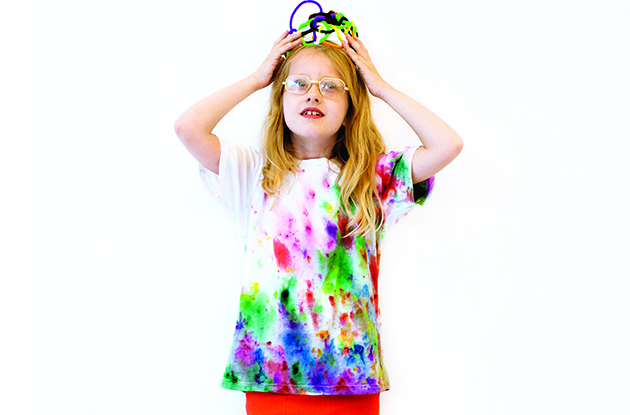 tie-dye t-shirt using frozen dye