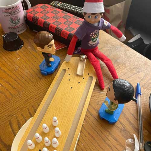 elf on the shelf playing games